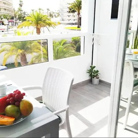 Apartment Playa Del Ingles 5 Min Walk From Yumbo! 204 *